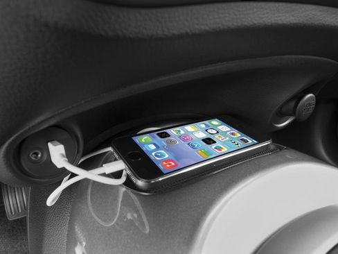 Used 2016 Nissan Juke SV image 18