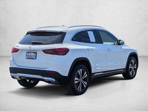 Certified 2025 Mercedes-Benz GLA 250 image 5