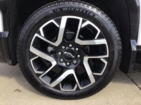 Used 2024 Chevrolet Silverado EV RST image 27