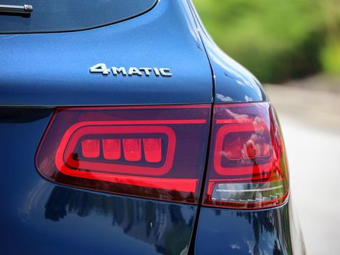 Used 2022 Mercedes-Benz GLC 300 4MATIC image 28