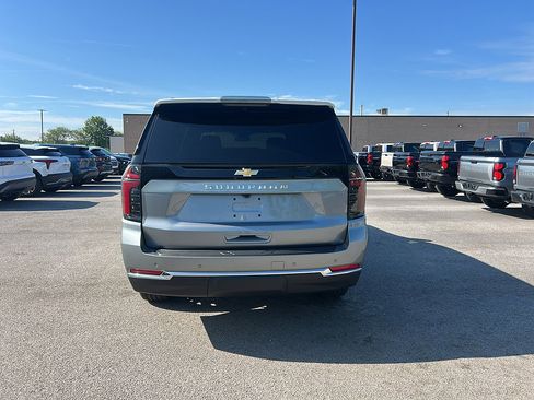 New 2026 Chevrolet Suburban LS w/ LS Custom Edition AWD/4WD image 6
