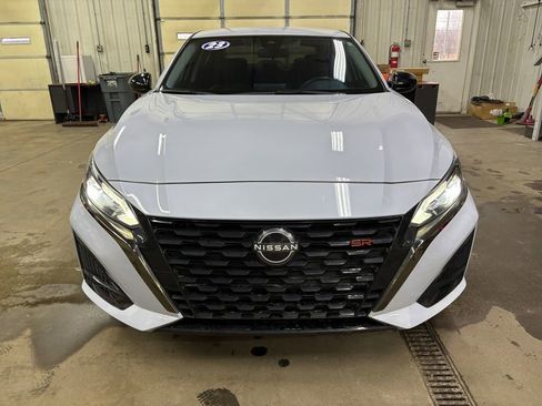 Used 2023 Nissan Altima 2.5 SR image 26