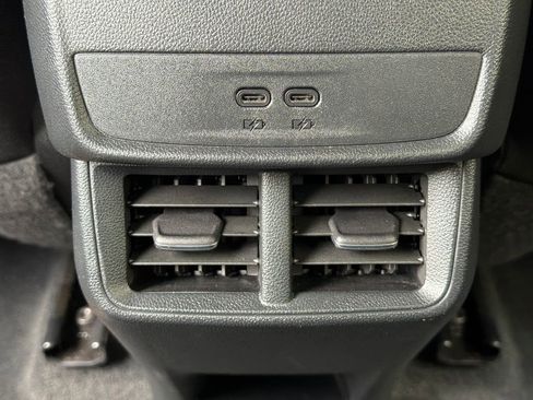 Used 2026 Chevrolet Equinox LT FWD image 31