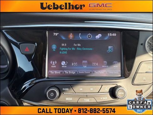 Used 2020 Buick Envision Essence image 30