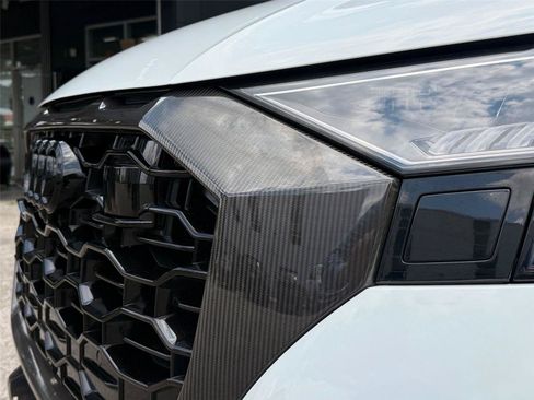 Used 2022 Audi RS Q8 AWD/4WD image 10
