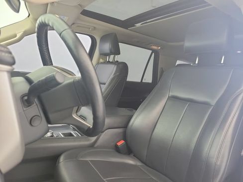 Used 2022 Ford Expedition XLT RWD image 18