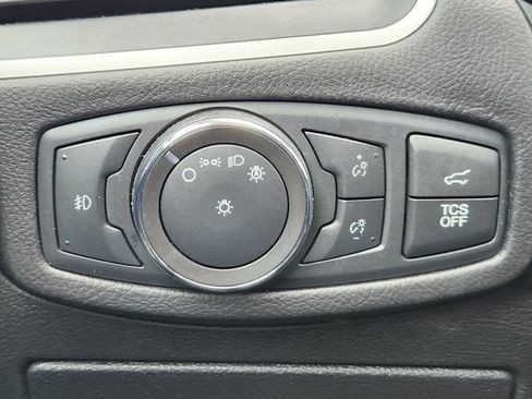 Used 2022 Ford Edge SEL w/ Convenience Package AWD/4WD image 19