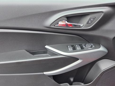New 2026 Chevrolet Trax RS FWD image 10