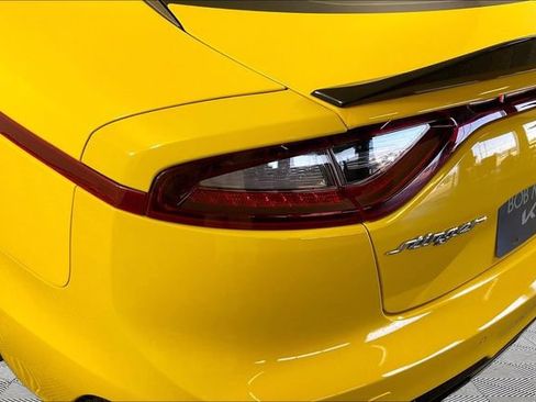Used 2018 Kia Stinger GT AWD/4WD image 18