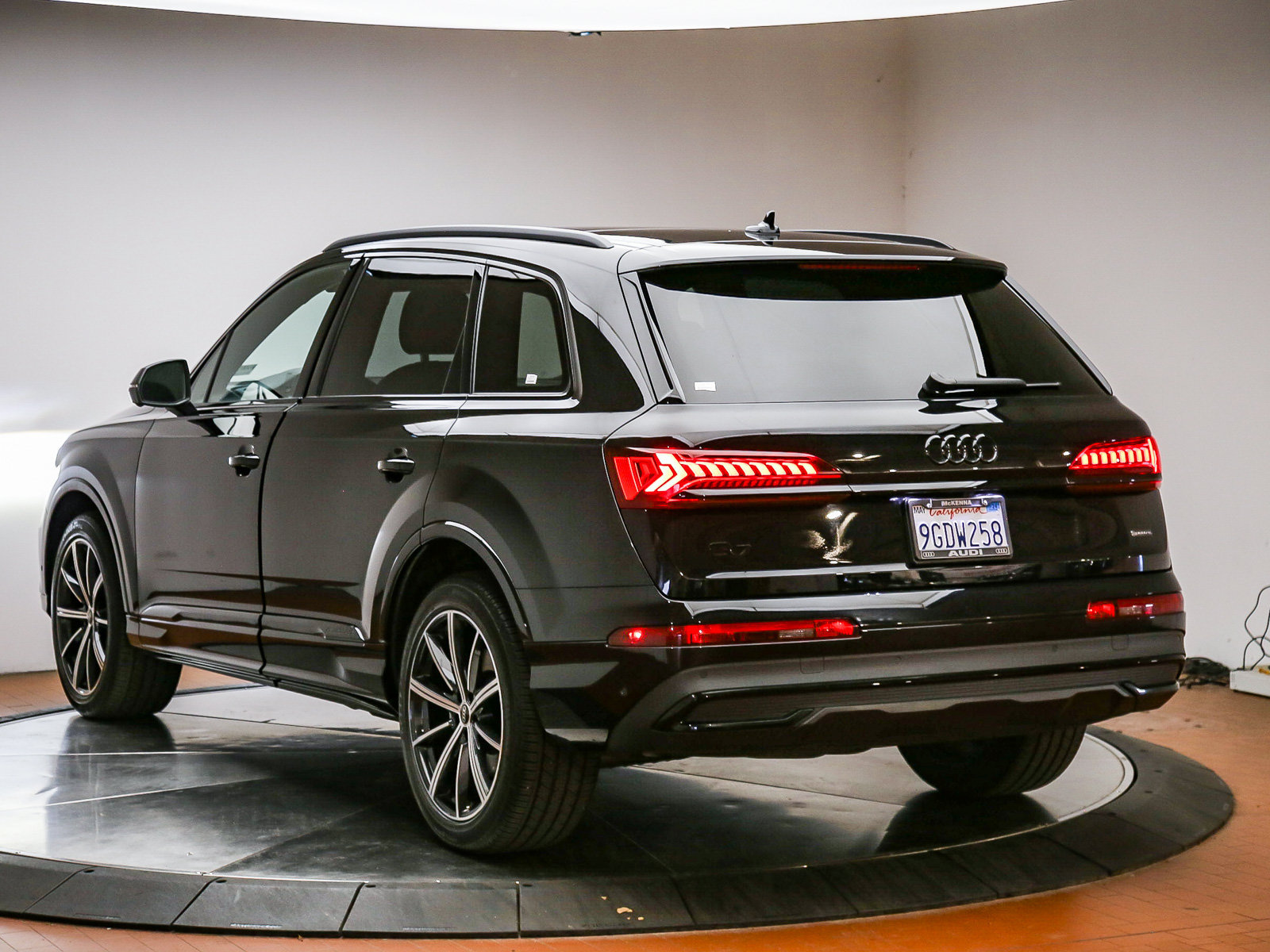 Certified 2023 Audi Q7 3.0T Premium Plus w/ Premium Plus Package AWD/4WD image 5