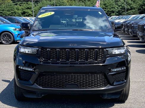 Certified 2024 Jeep Grand Cherokee Limited w/ Black Appearance Package AWD/4WD image 3
