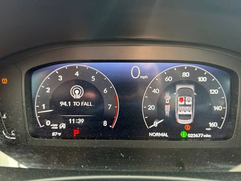 Used 2024 Honda Civic Touring image 12