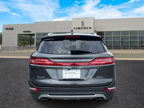 Used 2017 Lincoln MKC Premiere image 4