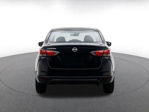 Used 2025 Nissan Versa SV FWD image 9