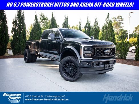 Used 2025 Ford F450 Platinum w/ Snow Plow Prep Package AWD/4WD image 1