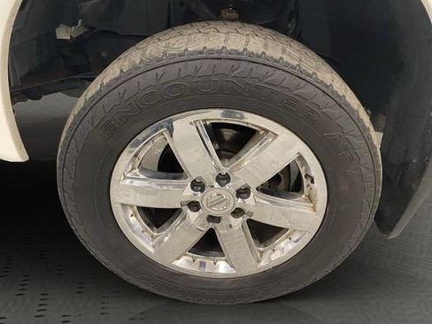 Used 2010 Nissan Titan SE w/ Heavy Metal Edition Pkg AWD/4WD image 14