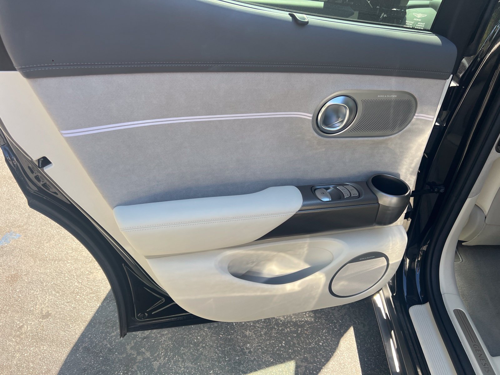 Used 2023 Genesis GV60 Performance AWD/4WD image 19