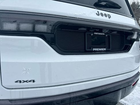 New 2026 Jeep Grand Wagoneer Limited w/ Premium Group II image 36