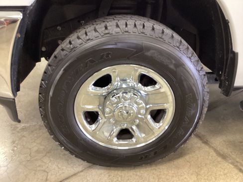 Used 2021 RAM 2500 Tradesman AWD/4WD image 9