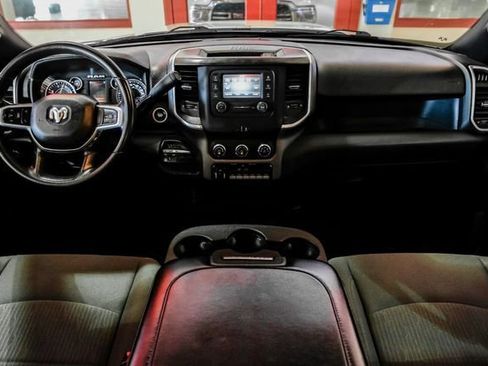 Used 2024 RAM 3500 Big Horn image 13