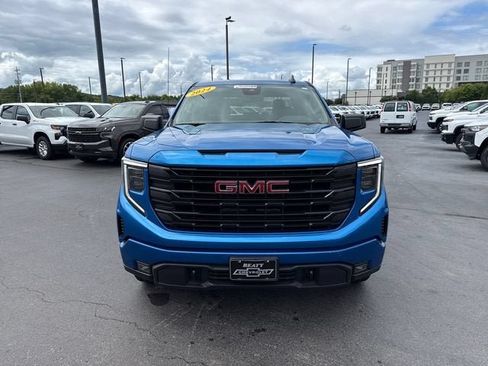 Used 2024 GMC Sierra 1500 Elevation AWD/4WD image 8
