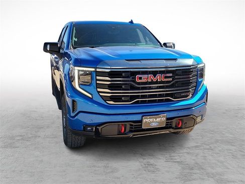 Used 2024 GMC Sierra 1500 AT4 w/ Technology Package image 2