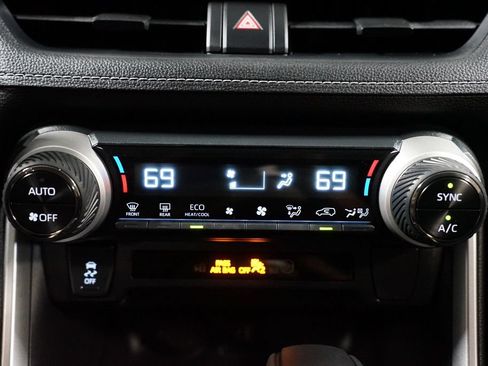 Certified 2025 Toyota RAV4 LE AWD/4WD image 20