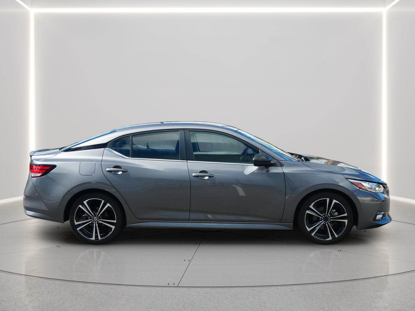 Used 2022 Nissan Sentra SR w/ Trunk Package FWD image 6
