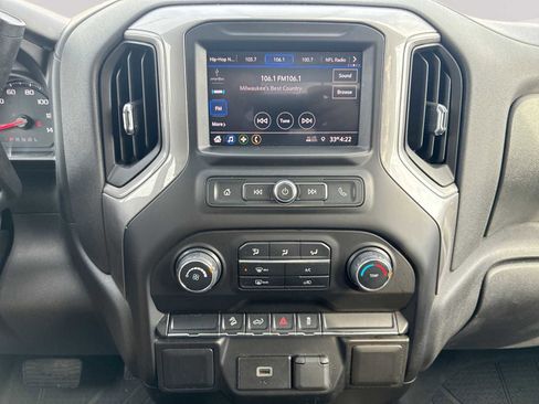 Certified 2019 Chevrolet Silverado 1500 Custom Trail Boss w/ Custom Convenience Package image 13