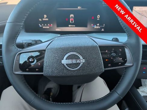 Used 2025 Nissan Murano Platinum image 23