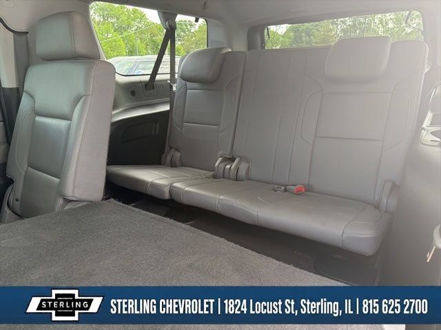 Used 2019 Chevrolet Suburban LT AWD/4WD image 24