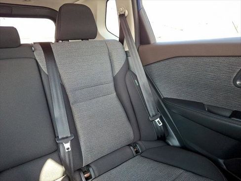 Used 2023 Nissan Rogue SV image 6