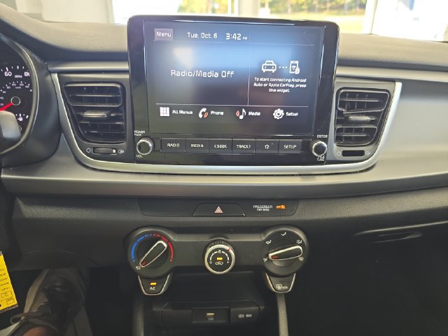 Used 2022 Kia Rio LX FWD image 15