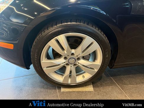Used 2010 Mercedes-Benz CLS 550 image 10