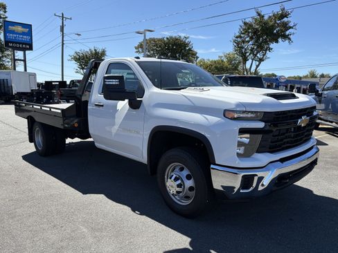New 2025 Chevrolet Silverado 3500 W/T w/ WT Convenience Package image 6