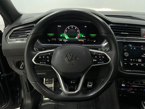 Used 2022 Volkswagen Tiguan SE R-Line FWD image 22