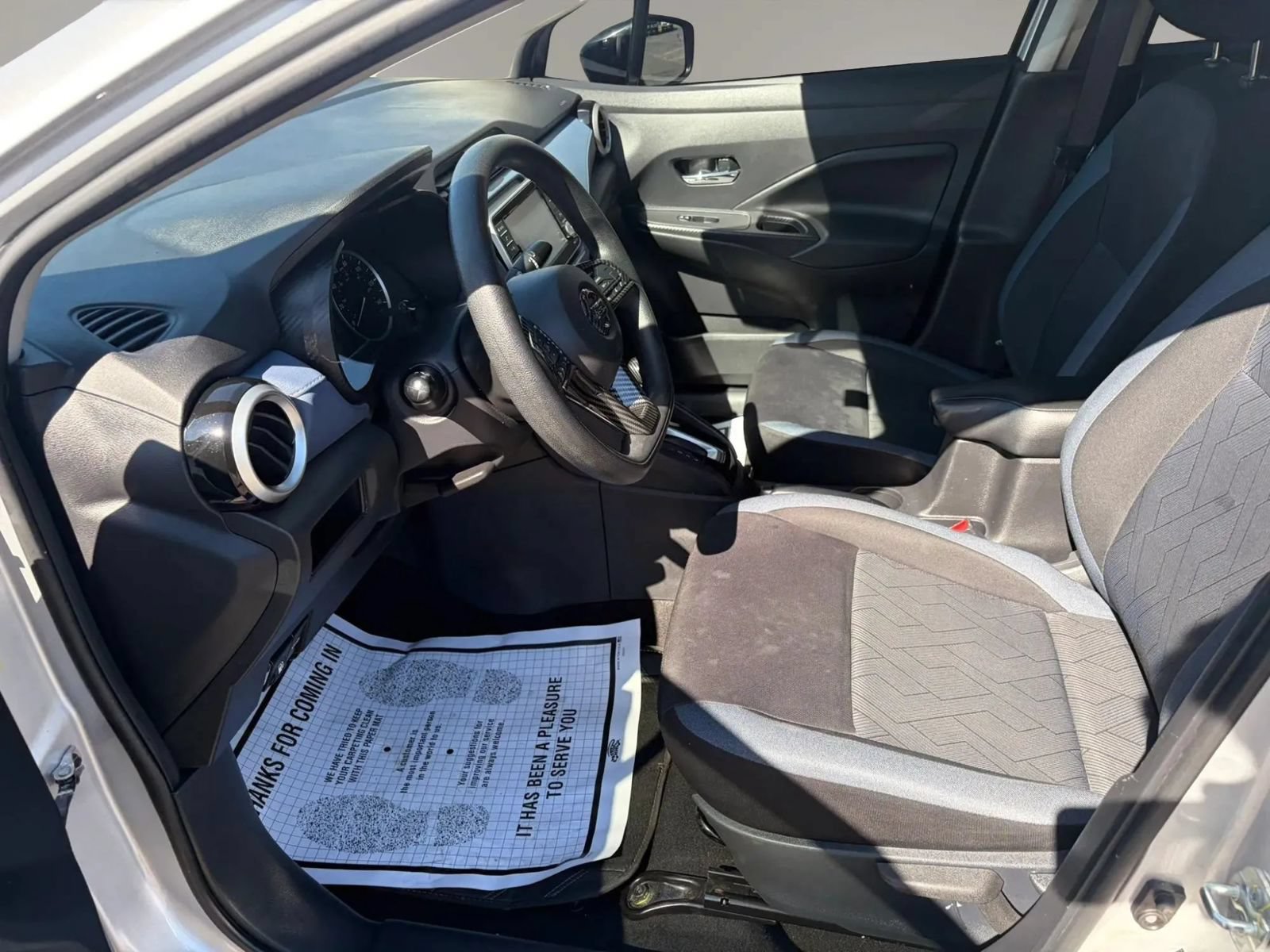 Used 2023 Nissan Versa SV FWD image 24