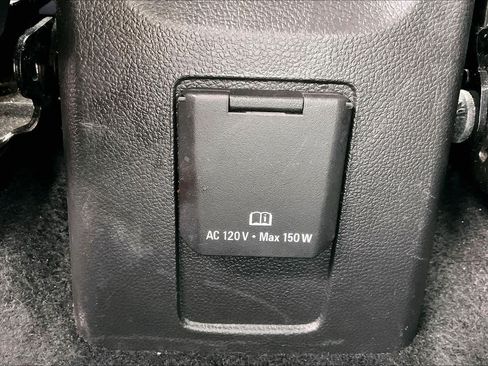 Used 2022 Buick Encore Preferred w/ Safety Package AWD/4WD image 30
