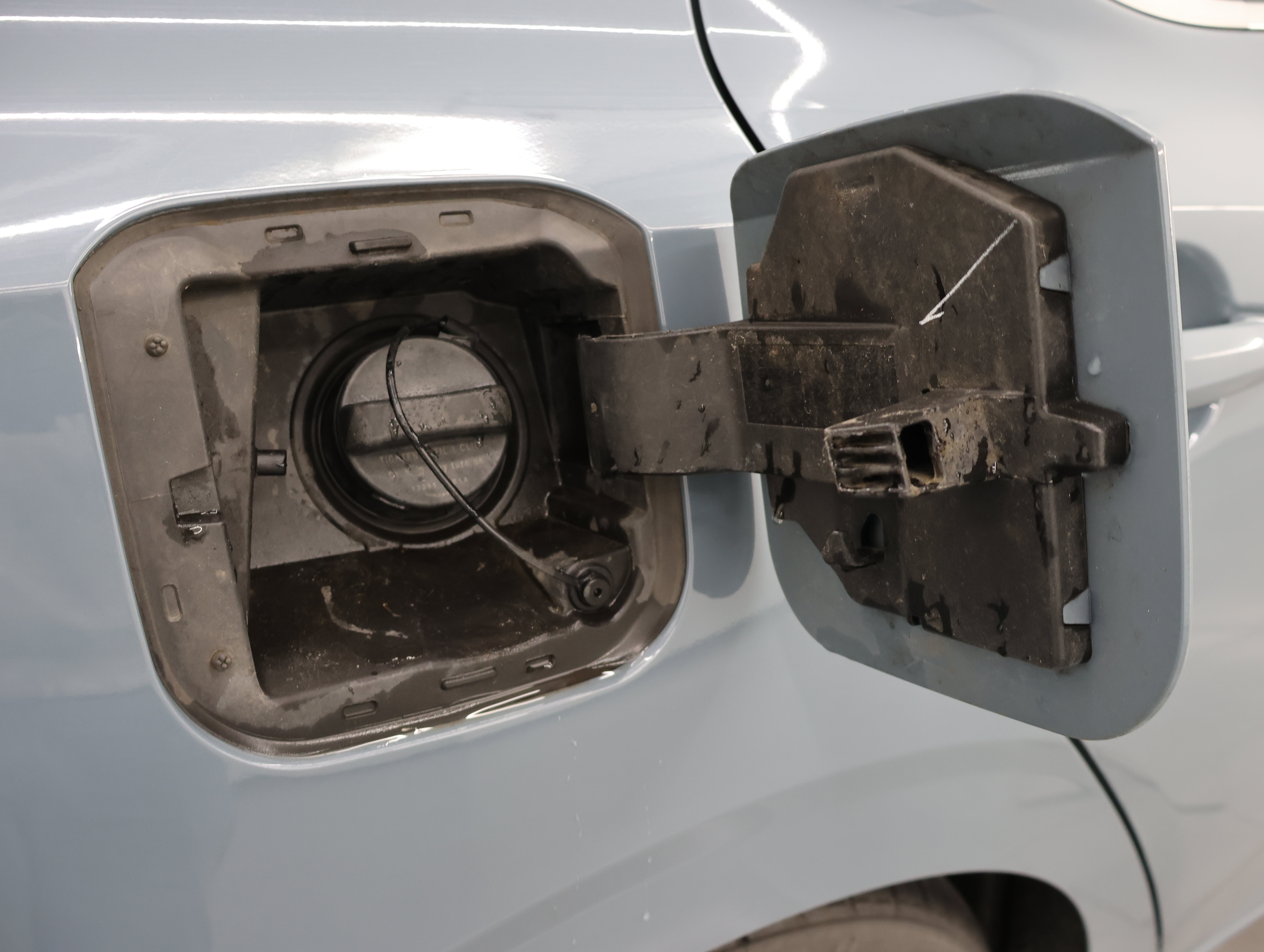 Used 2024 Nissan Sentra SV FWD image 24