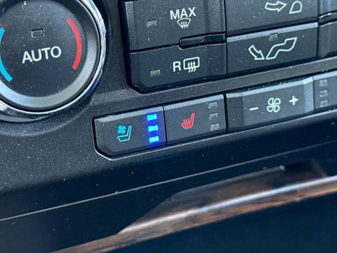 Used 2019 Ford F150 Lariat AWD/4WD image 31