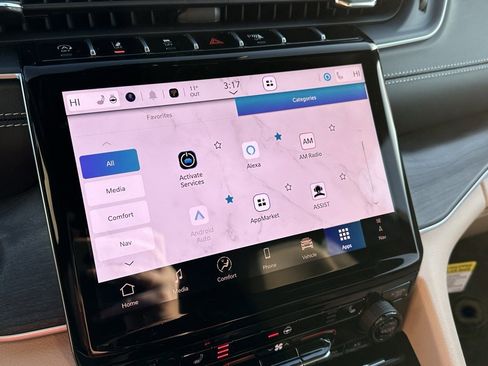 New 2025 Jeep Grand Cherokee Limited image 33