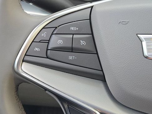 New 2025 Cadillac XT5 Premium Luxury FWD image 32