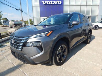 Used 2024 Nissan Rogue SV w/ SV Premium Package