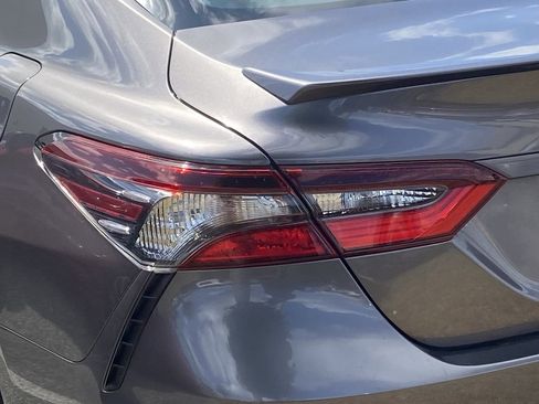 Used 2021 Toyota Camry SE w/ Cold Weather Package AWD/4WD image 21