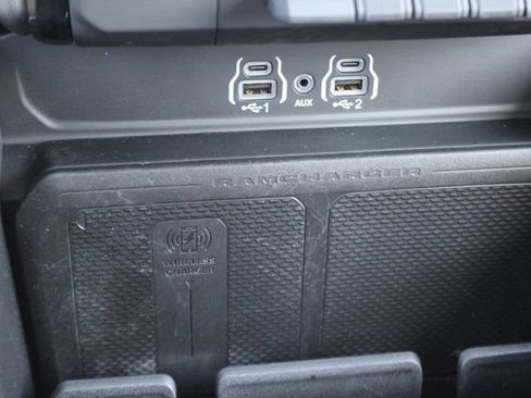 Used 2025 RAM 1500 Big Horn AWD/4WD image 10
