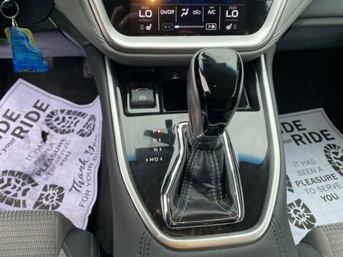 Used 2021 Subaru Outback Premium image 29