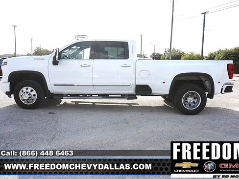 Used 2024 Chevrolet Silverado 3500 High Country w/ High Country Premium Package AWD/4WD image 4