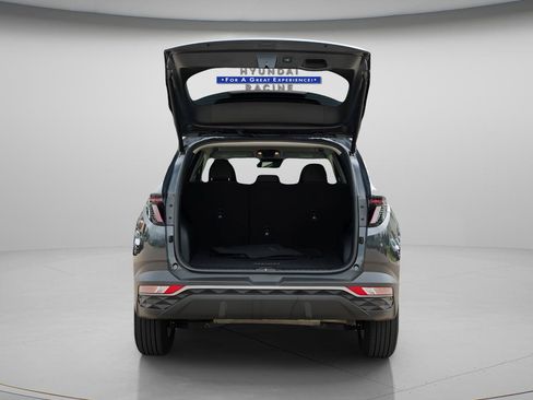 Certified 2023 Hyundai Tucson SEL AWD/4WD image 10