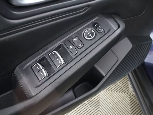 Certified 2024 Honda Accord EX image 38