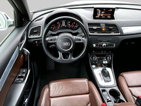 Used 2018 Audi Q3 2.0T Premium Plus w/ Premium Plus Package AWD/4WD image 6